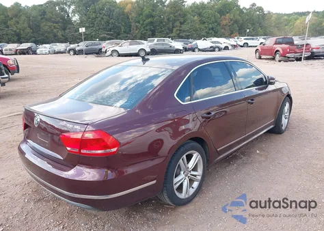 2014 Volkswagen Passat 1.8T Sel Premium z USA, uszkodzony, nr VIN 1VWCS7A36EC032673